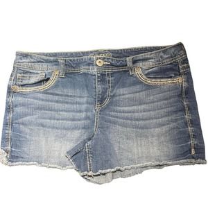 MAURICES Size 13/14 Denim Shorts